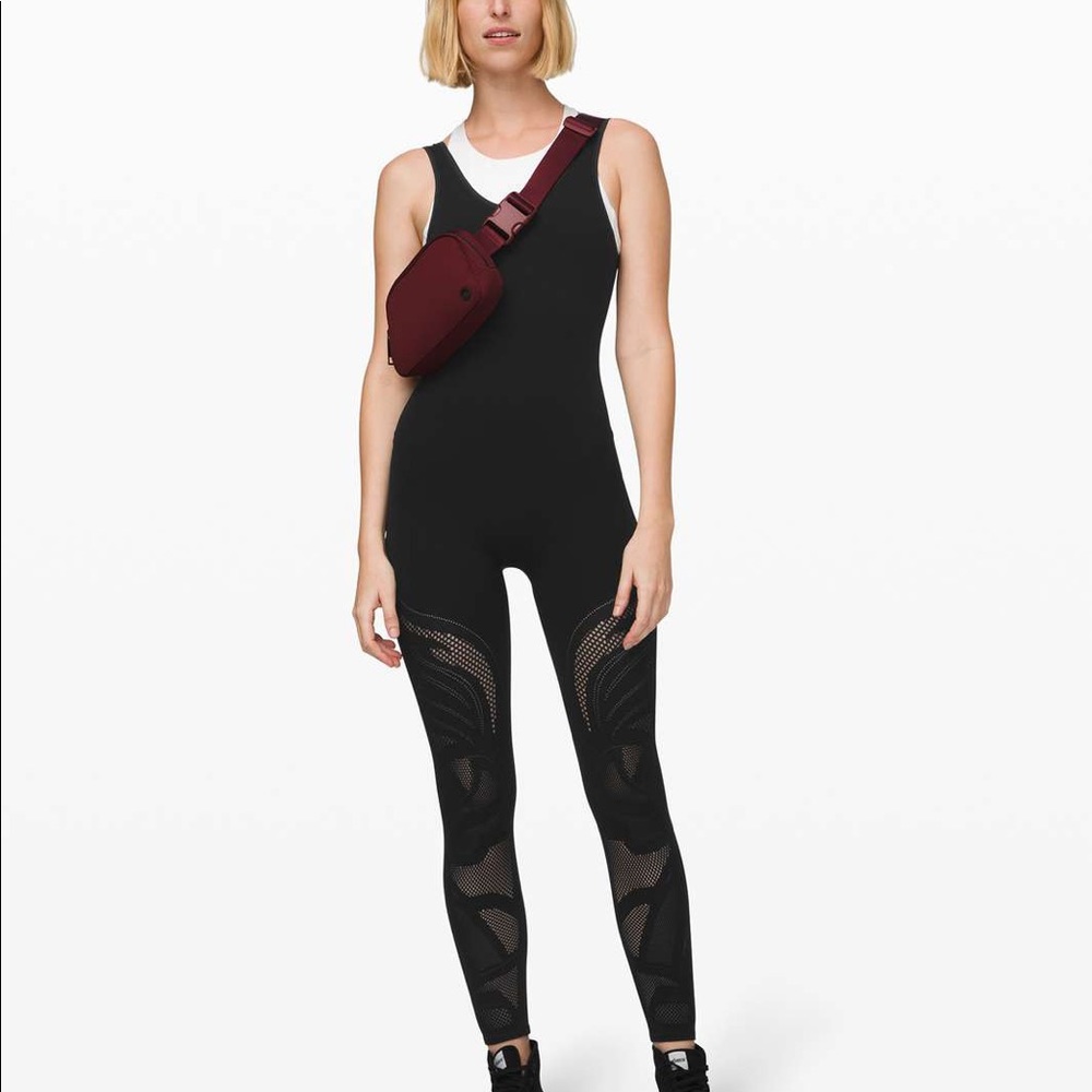 Lululemon Reveal Onesie En Avante